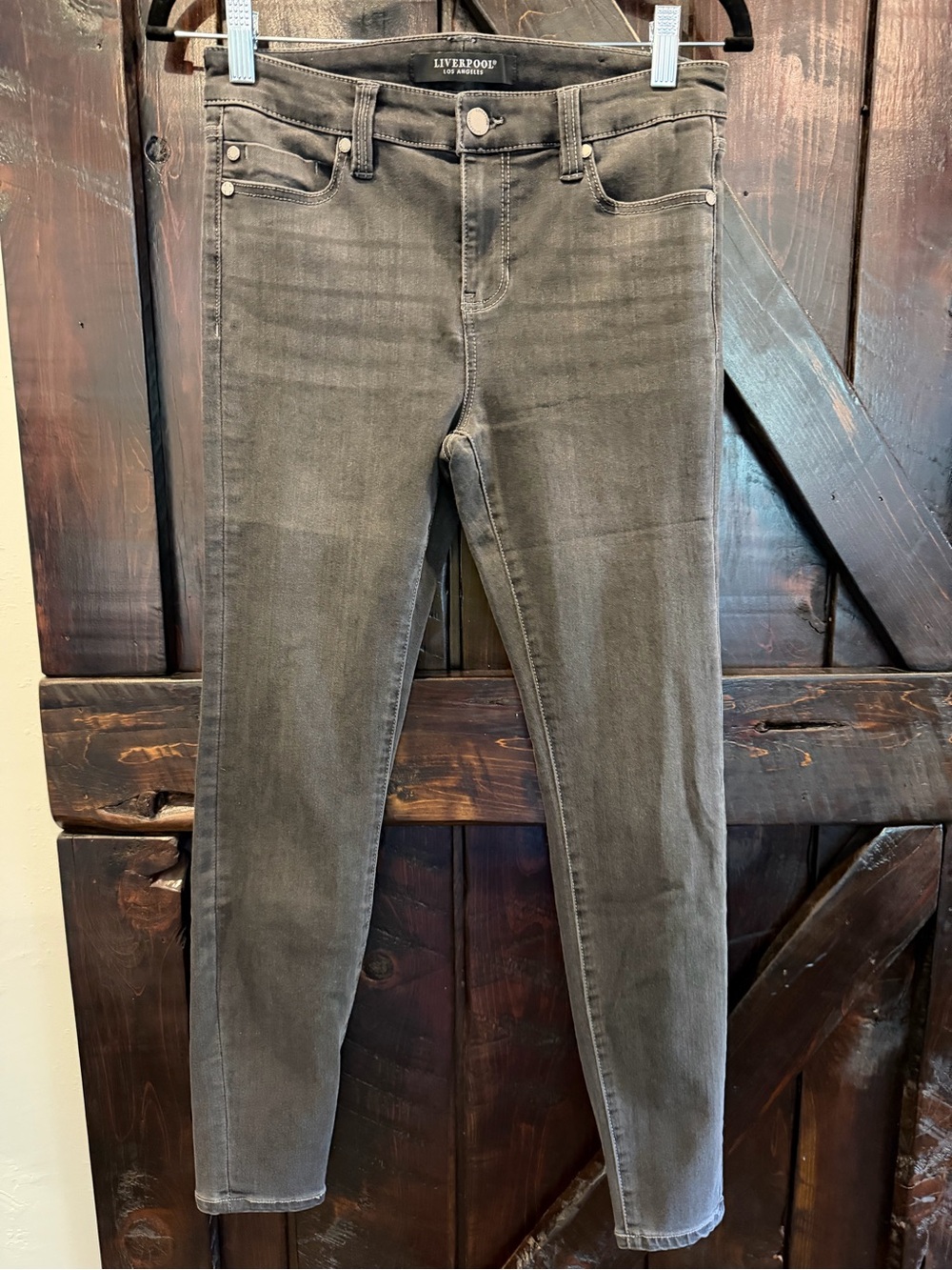 Liverpool Women's Skinny Pants in Faded Gray Size 4 (27)